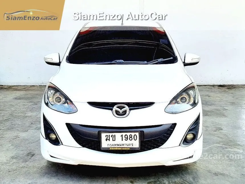 2012 Mazda 2 Elegance Maxx Sedan