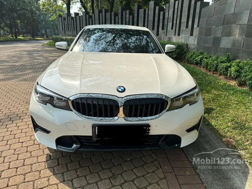 Jual Mobil BMW 320i 2021 Sport 2.0 di DKI Jakarta Automatic Sedan Putih Rp 649.000.000