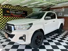 2018 Toyota HILUX REVO 2.4 Smart Cab J Plus Prerunner Pickup