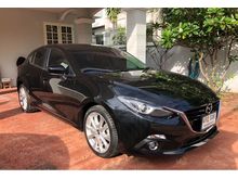 2015 Mazda 3 2.0 (ปี 14-17) S Sports Hatchback AT