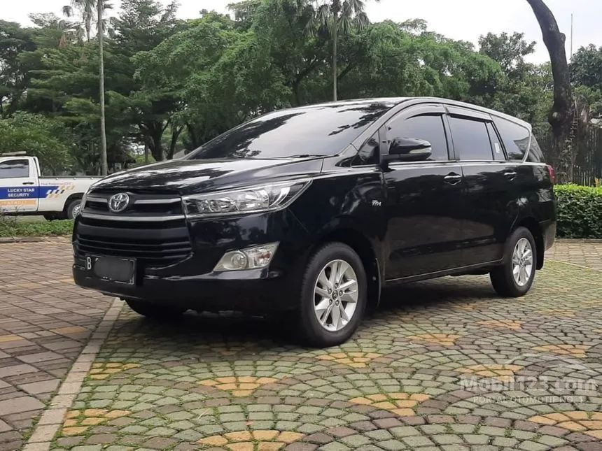 Jual Mobil Toyota Kijang Innova 2017 G 2.0 di Banten Automatic MPV Hitam Rp 233.000.000