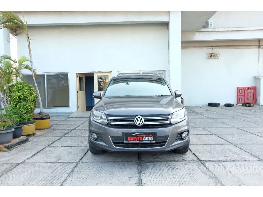 Jual Mobil Volkswagen Tiguan 2015 TSI 1.4 di Banten Automatic SUV Abu
