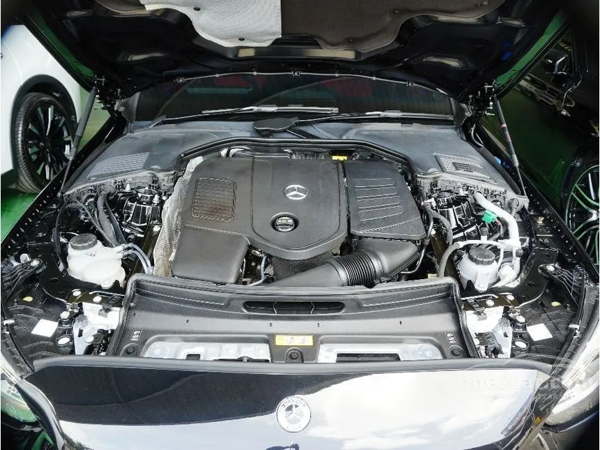 2024 Mercedes-Benz C350 e AMG Dynamic Sedan