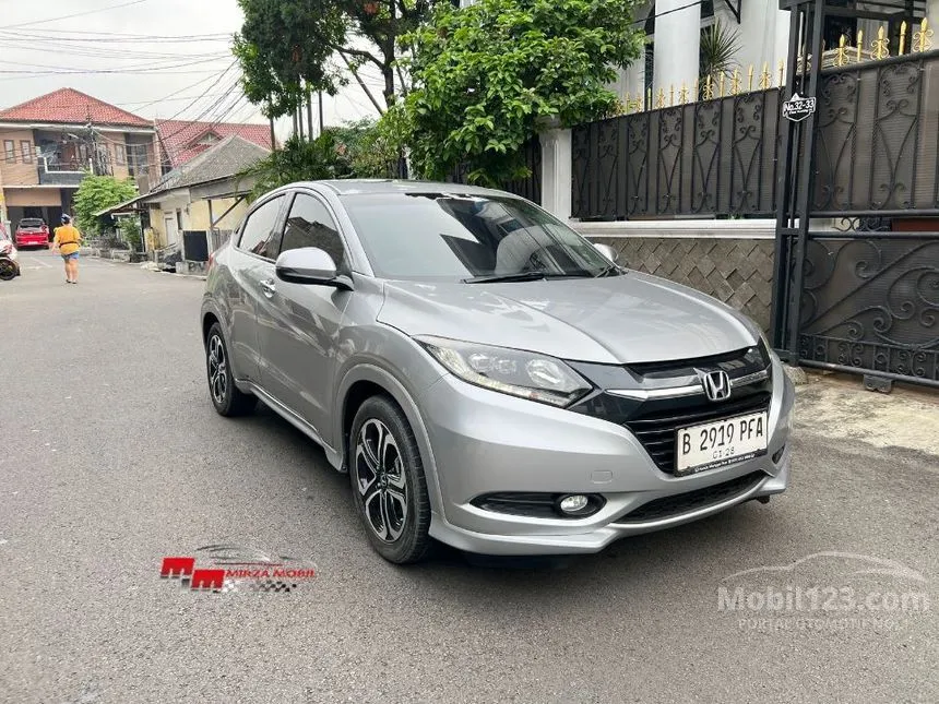 Jual Mobil Honda HR