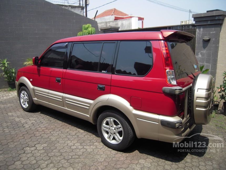 Jual Mobil  Mitsubishi Kuda 2005 Grandia 2 5 di Jawa  Barat  