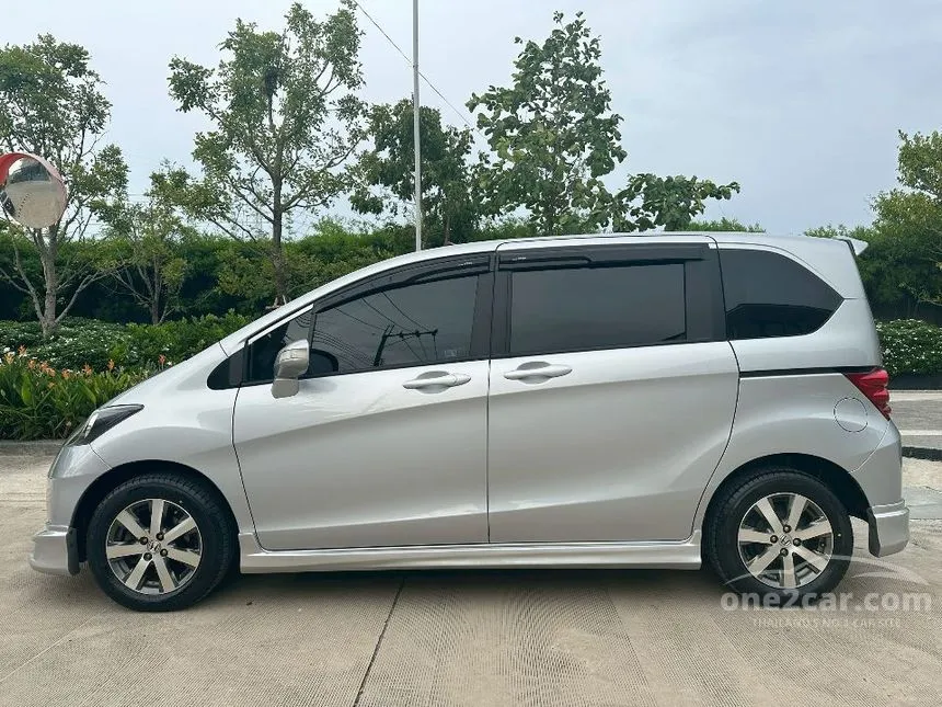 2011 Honda FREED E Sport Navi Wagon