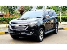 2017 Chevrolet Trailblazer 2.5 LTZ SUV Turbo Diesel AT Hitam Metalik - SERVICE RECORD - FIRST HAND - PERFECT CONDITION - NO KENDALA SIAP PAKAI