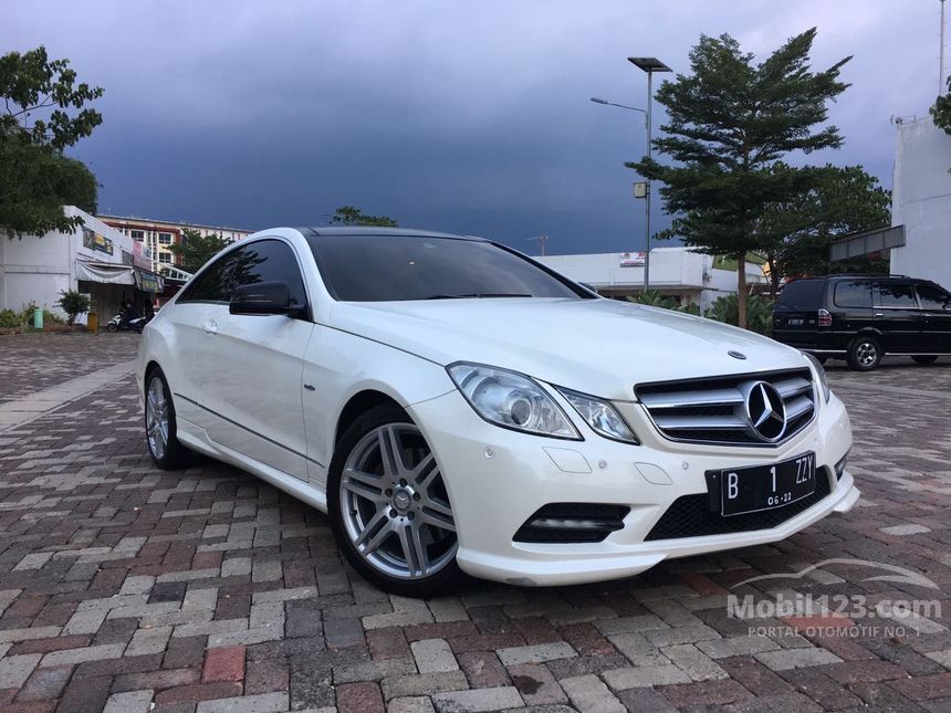 Jual Mobil Mercedes Benz E63 Amg 2012 W212 5 5 Di Jawa Barat Automatic Sedan Putih Rp 605 000 000 4162568 Mobil123 Com