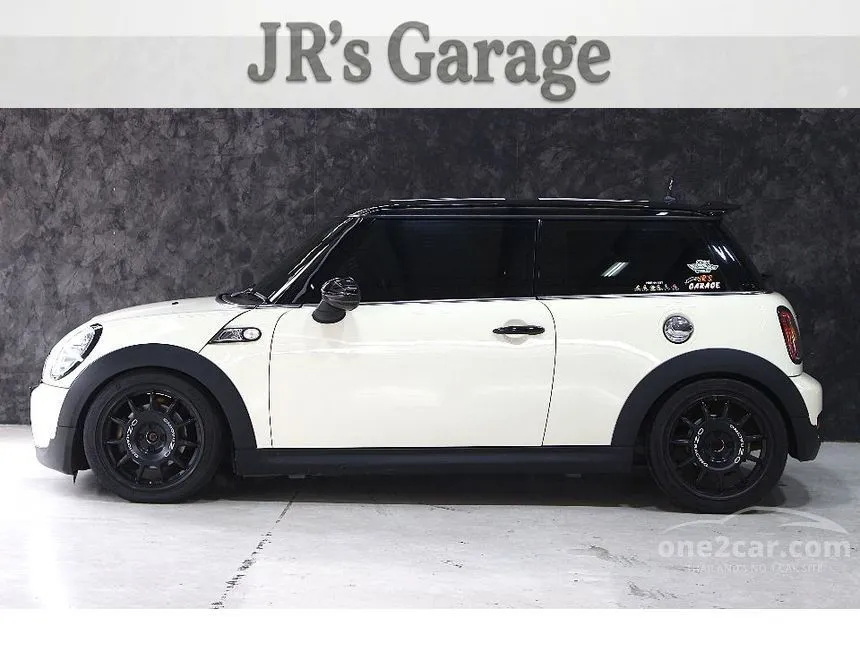 2009 Mini COOPER S Look 2 Hatchback