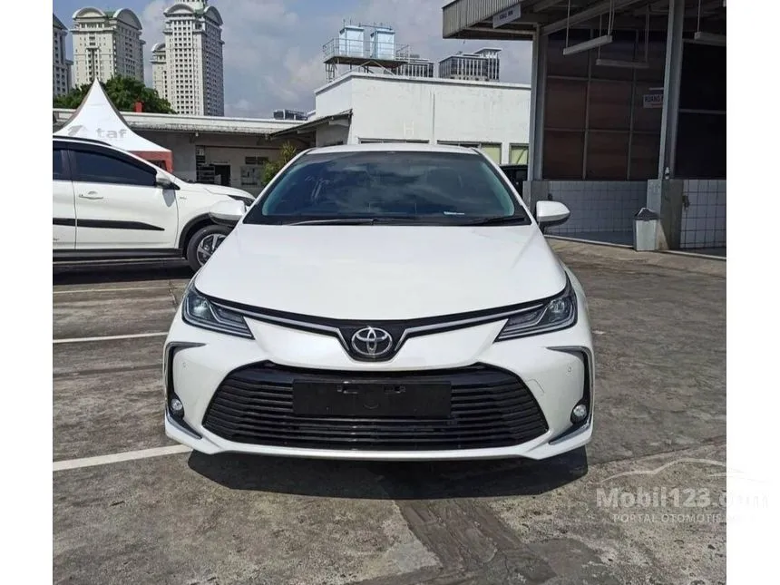 Jual Mobil Toyota Corolla Altis 2024 V 1.8 di Banten Automatic Sedan Putih Rp 556.700.000