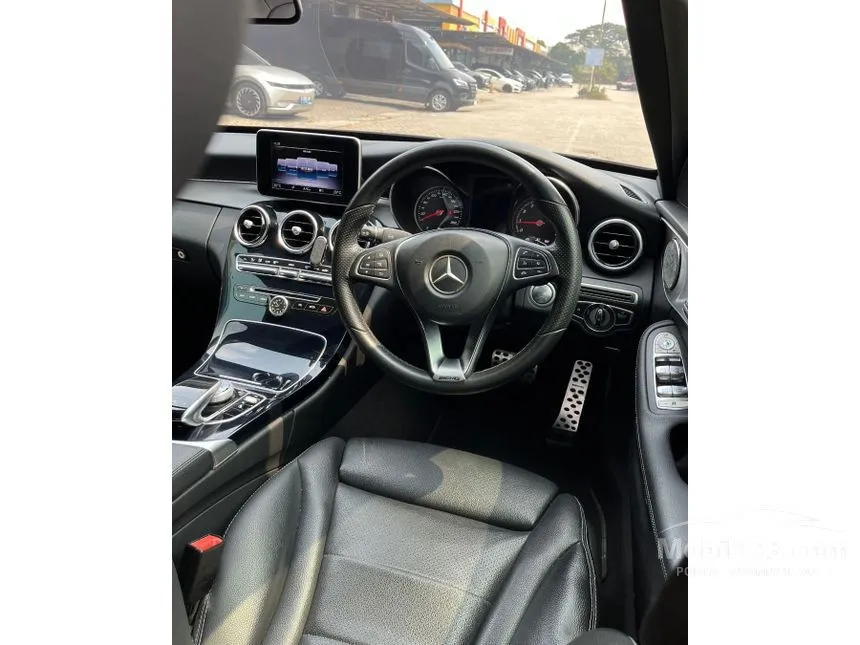 2018 Mercedes-Benz C200 AMG Line Sedan