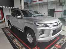 2019 Mitsubishi Triton 2.4 GLS Pick-up Promo Cuci Gudang Harga Spesial Trade-in