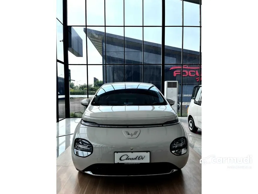 2025 Wuling Cloud EV Lite Hatchback