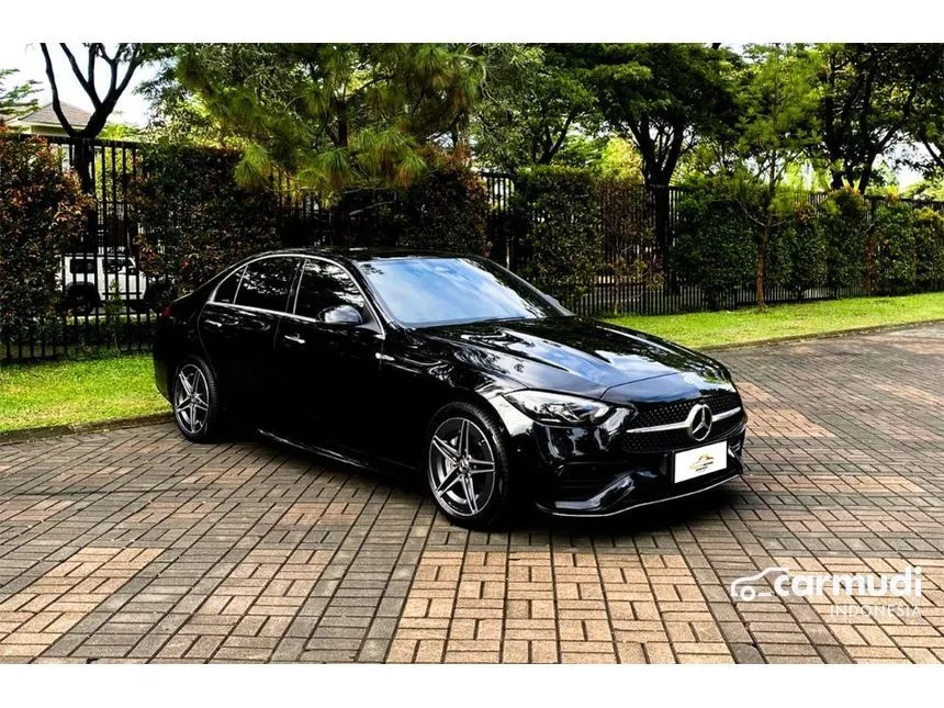 2022 Mercedes-Benz C300 AMG Line Sedan
