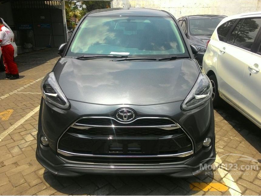 Jual Mobil  Toyota  Sienta  2019 Q 1 5 di Jawa Timur 