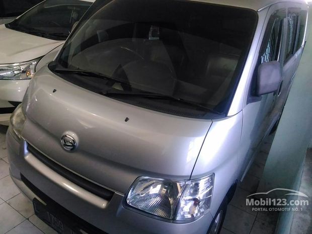 Daihatsu Gran Max D Mobil Bekas Baru dijual di Malang 