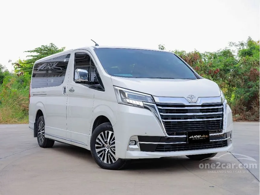 2020 Toyota Majesty Premium Van