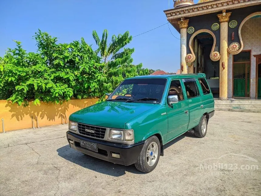Jual Mobil Isuzu Panther 2000 New Royale 2.5 di Jawa Timur Manual MPV Minivans Hijau Rp 62.000.000