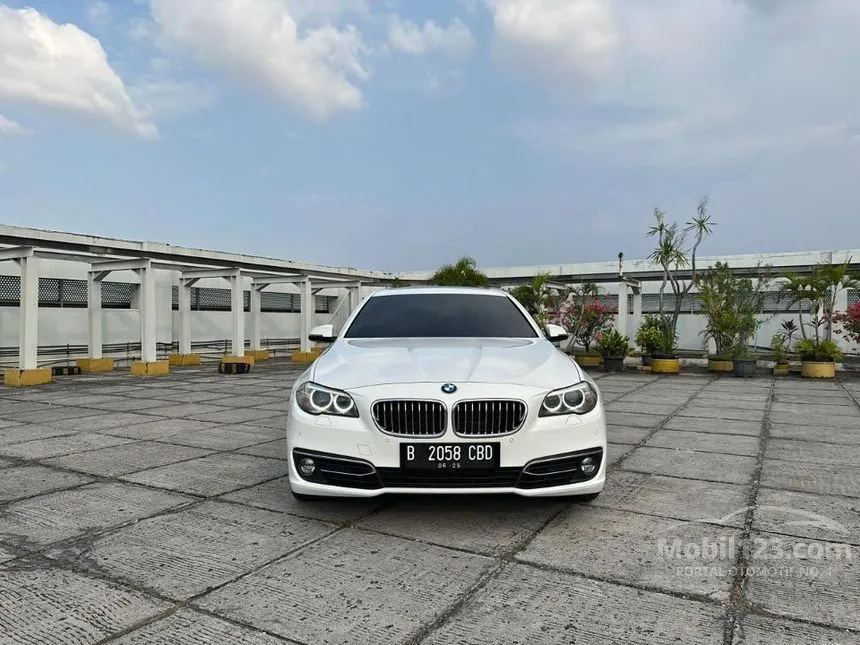 Jual Mobil BMW 520i 2014 Modern 2.0 di DKI Jakarta Automatic Sedan Putih Rp 355.000.000
