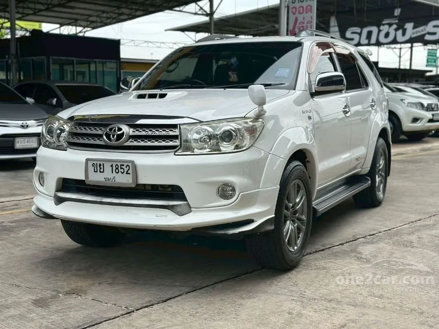 2011 Toyota FORTUNER TRD Sportivo SUV