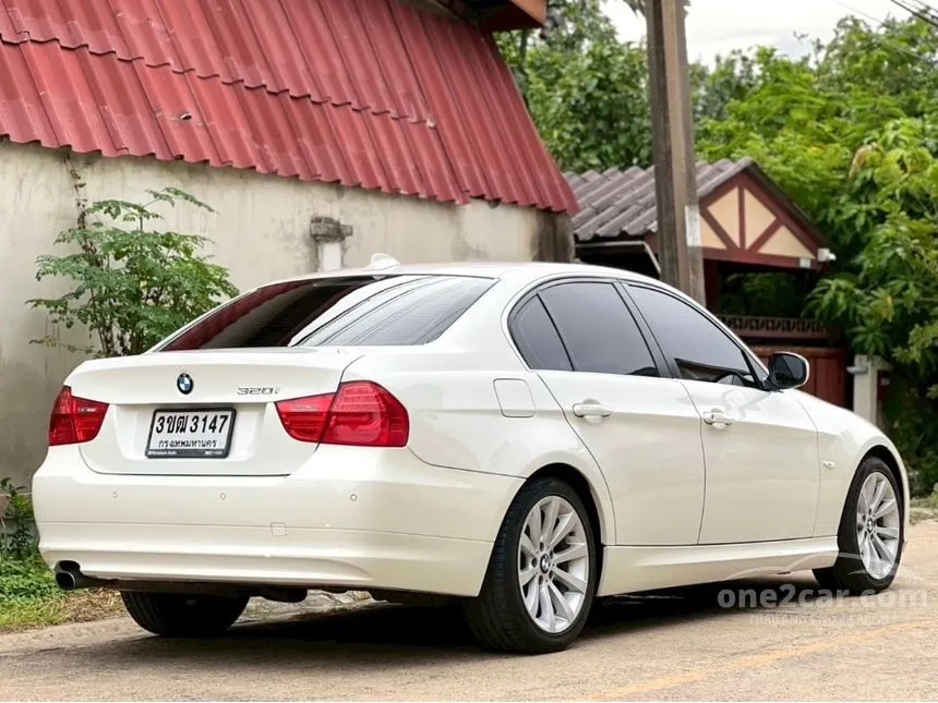 2012 BMW 320i SE Sedan