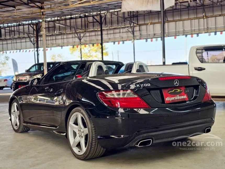 2017 Mercedes-Benz SLK200 Convertible