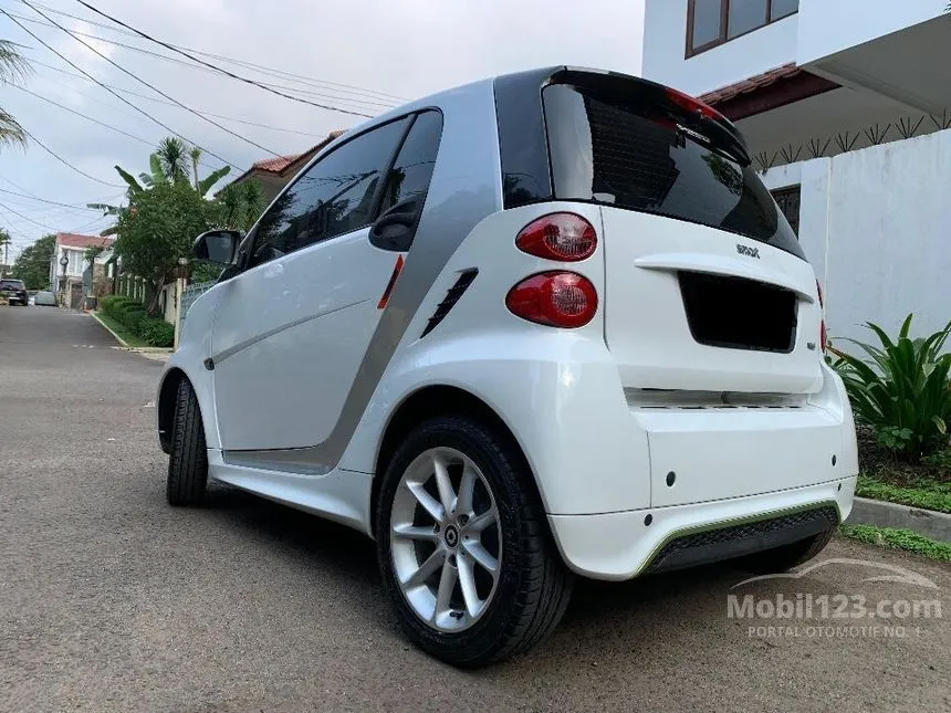 2013 smart fortwo Pure Coupe