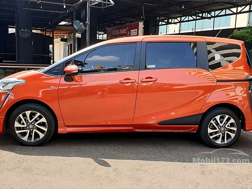 Jual Mobil  Toyota Sienta 2021 Q 1 5 di DKI Jakarta 