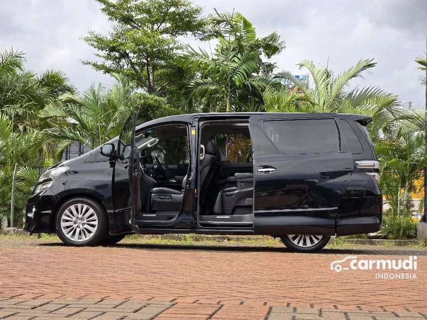 2013 Toyota Vellfire ZG MPV