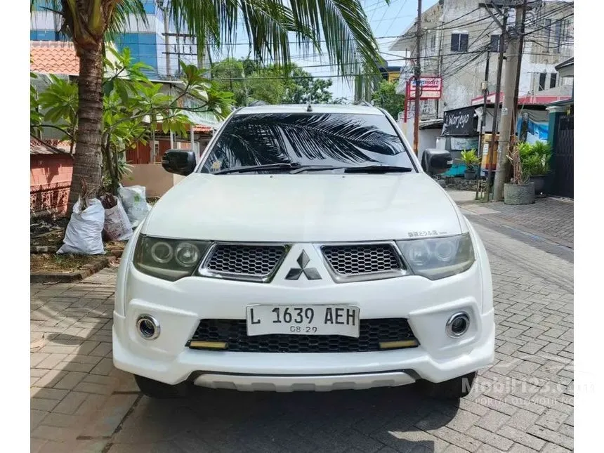 Jual Mobil Mitsubishi Pajero Sport 2013 Exceed 2.5 di Jawa Timur Automatic SUV Putih Rp 240.000.000