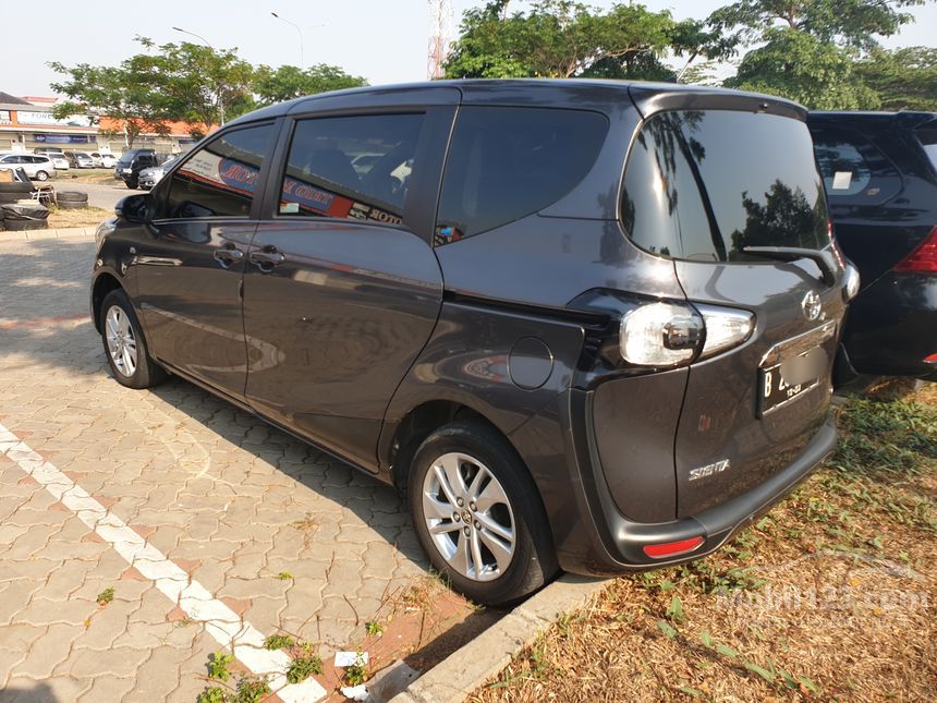Toyota sienta g
