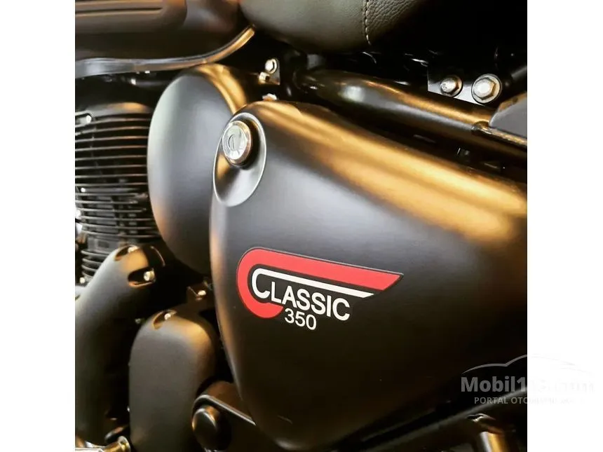 2022 Royal Enfield Classic 350 Others