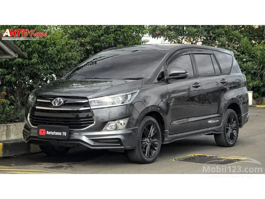 Jual Mobil Toyota Kijang Innova 2020 V TRD Sportivo 2.4 di DKI Jakarta Automatic MPV Abu