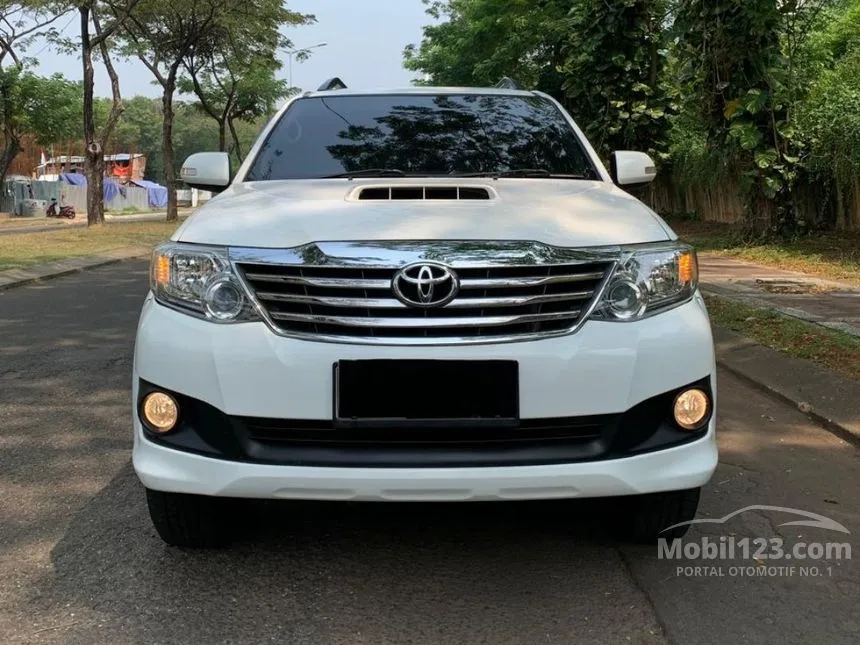 Jual Mobil Toyota Fortuner 2012 G 2.5 di DKI Jakarta Automatic SUV Putih Rp 245.000.000