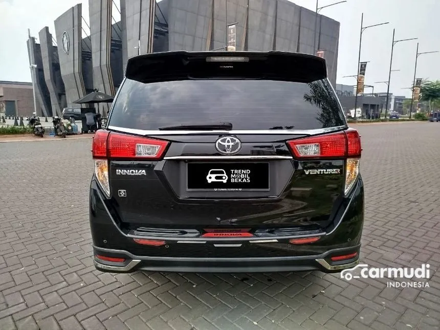 2021 Toyota Kijang Innova Venturer MPV
