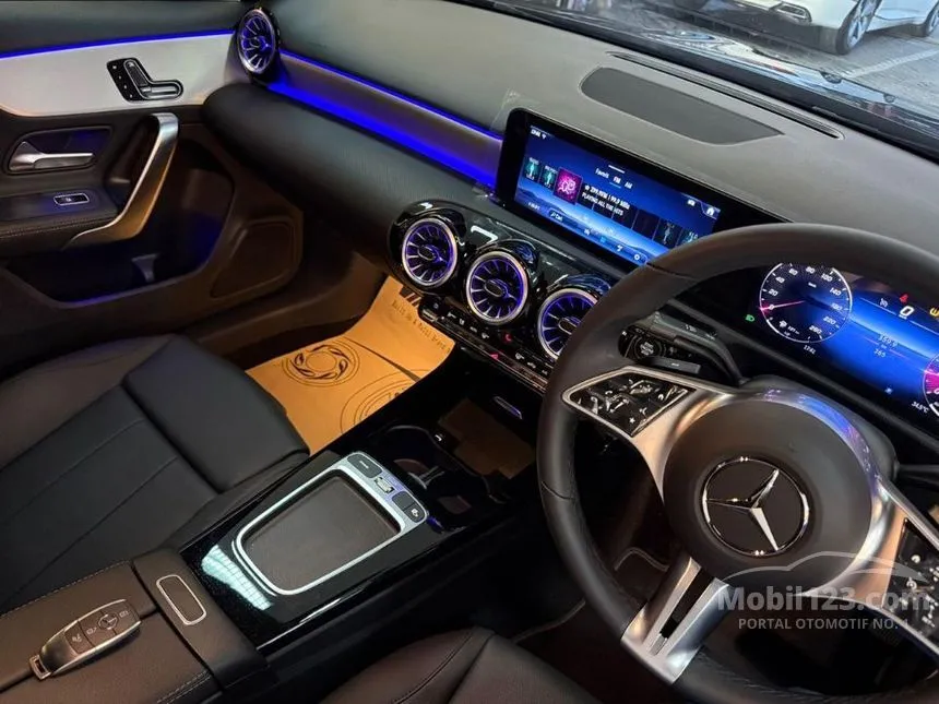 2024 Mercedes-Benz A200 Progressive Line Sedan