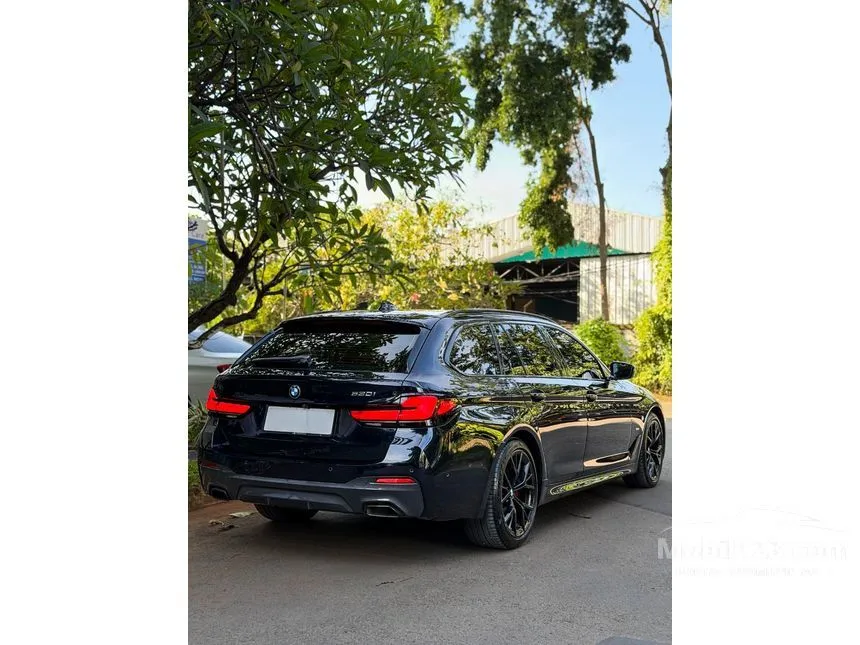 2023 BMW 530i M Sport Touring Wagon