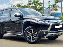2017 Mitsubishi Pajero Sport 2.4 Dakar SUV hitam dp 125 jt service record resmi Family Car Festival