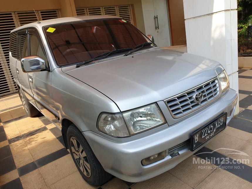 Jual Mobil  Toyota  Kijang 2002 LGX  1 8 di Jawa Barat 