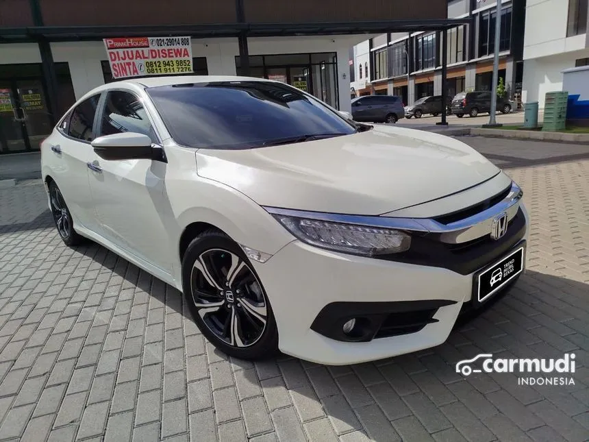 2018 Honda Civic ES Sedan