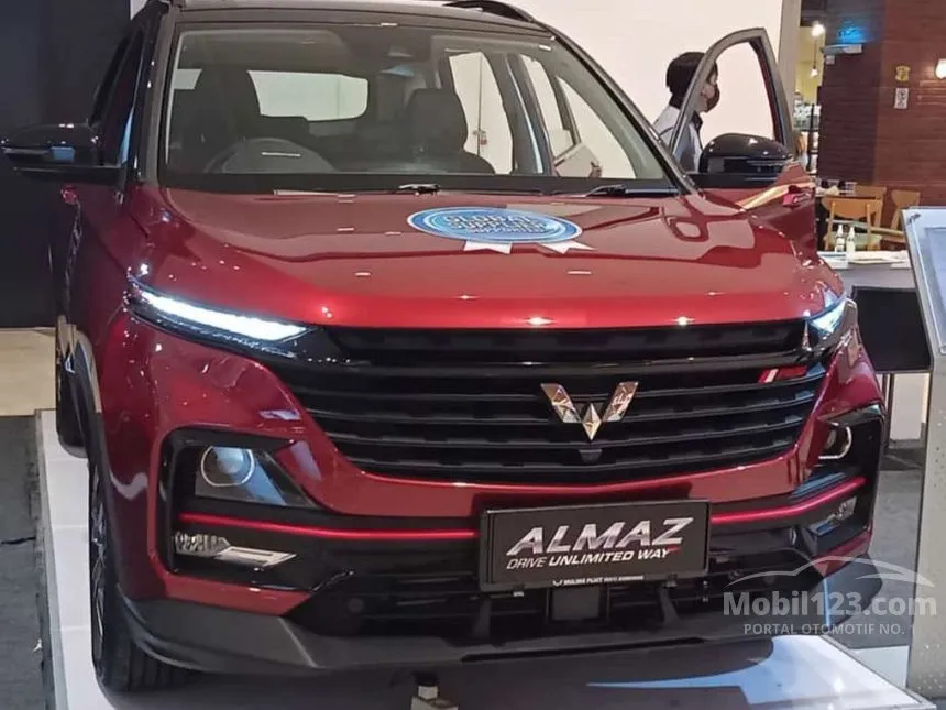 2022 Wuling Almaz RS Pro Wagon