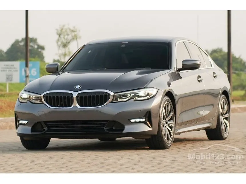 2022 BMW 320i Sport Sedan