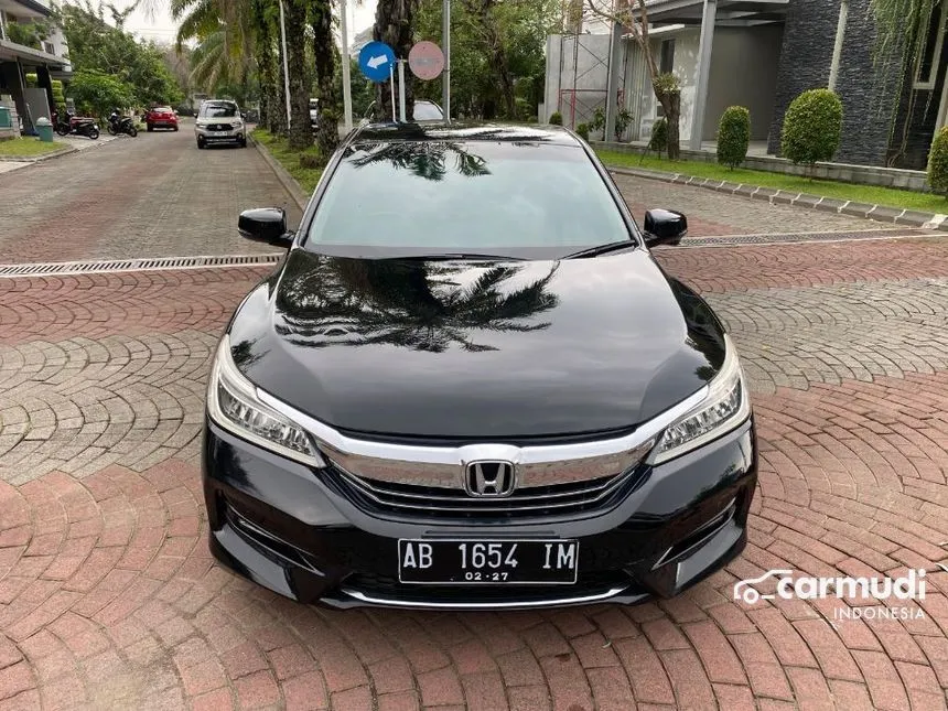 2016 Honda Accord VTi-L Sedan