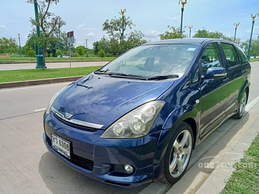 2004 Toyota WISH Q Wagon
