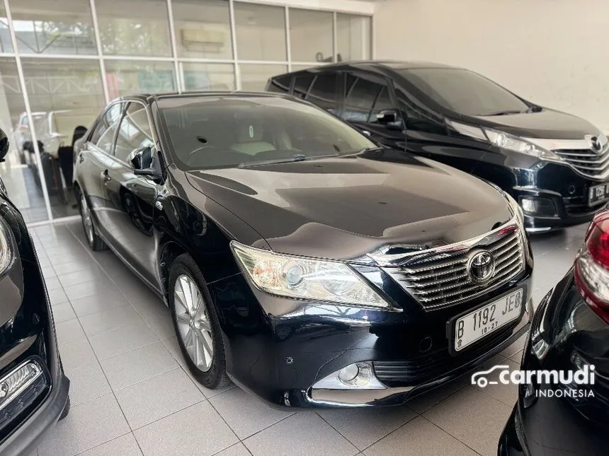 Jual Mobil Toyota Camry 2014 V 2.5 di Banten Automatic Sedan Hitam Rp 188.000.000