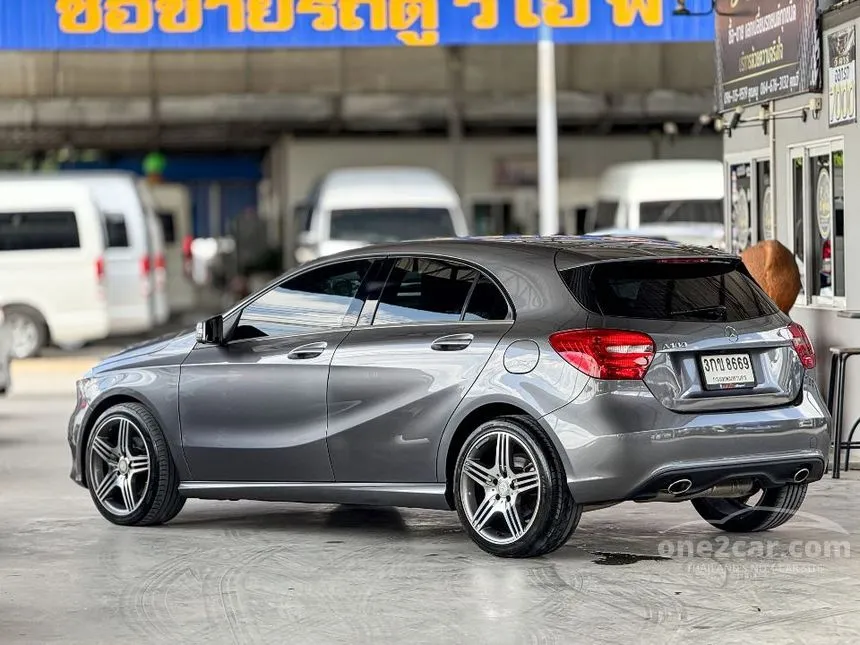 2014 Mercedes-Benz A180 Style BlueEFFICIENCY Hatchback
