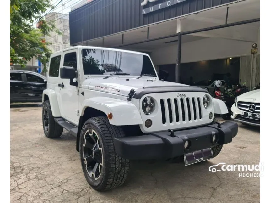 2014 Jeep Wrangler Sahara SUV