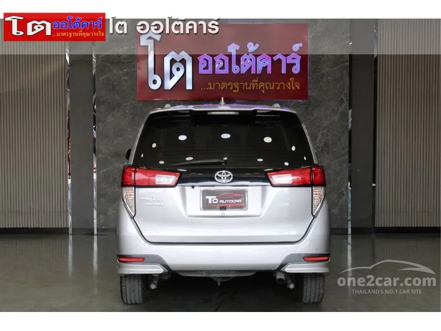 2020 Toyota Innova Crysta Wagon