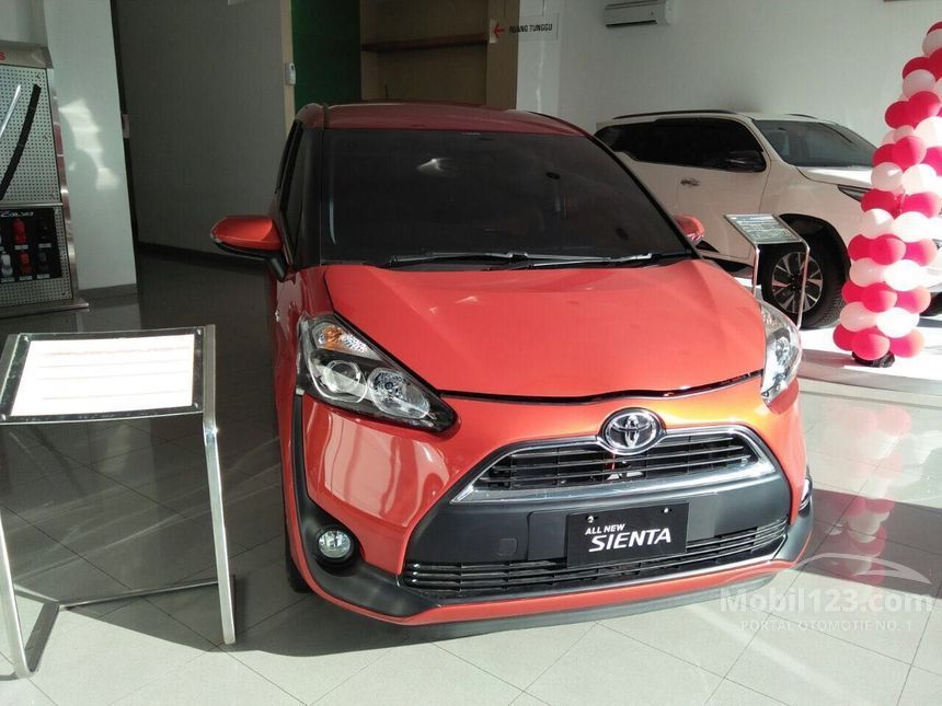 Jual Mobil Toyota Sienta 2017 V 1.5 di DKI Jakarta 