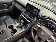 2023 Toyota Land Cruiser 3.3 300 VX-R SUV